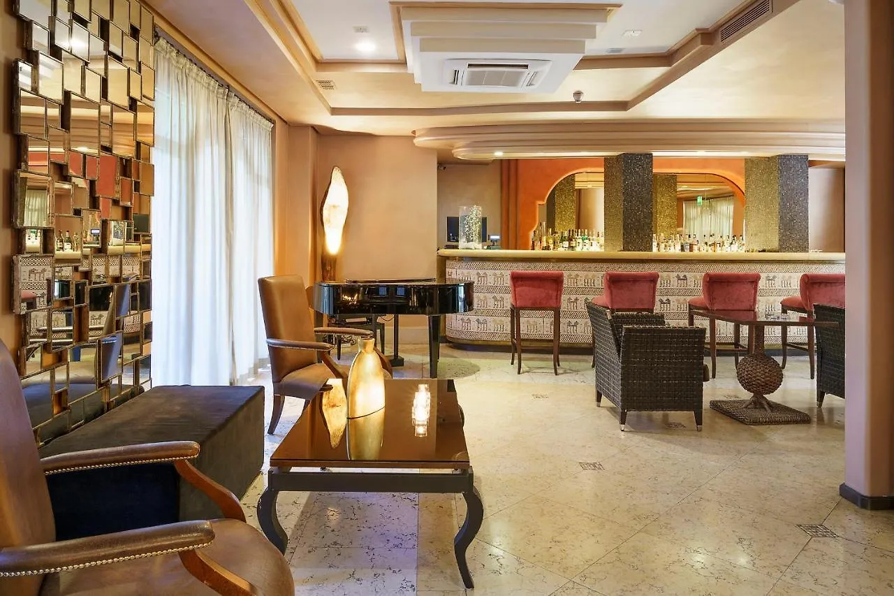 Romano Palace Luxury Hotel Катания