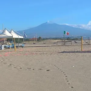 Maryhouse Sea Aeroporto di Catania Fontana Rossa
